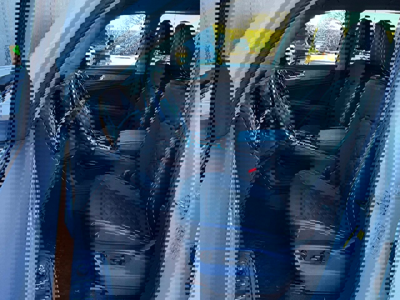 Used 2025 Volkswagen Atlas SE image 10