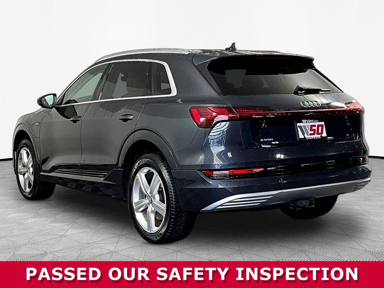 Used 2019 Audi e-tron Prestige AWD/4WD image 4