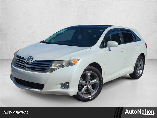 Used 2010 Toyota Venza FWD image 1