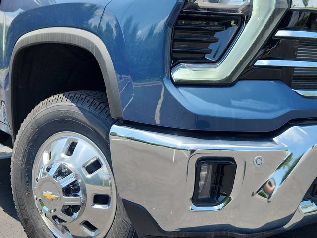 New 2026 Chevrolet Silverado 3500 LTZ w/ LTZ Plus Package AWD/4WD image 9