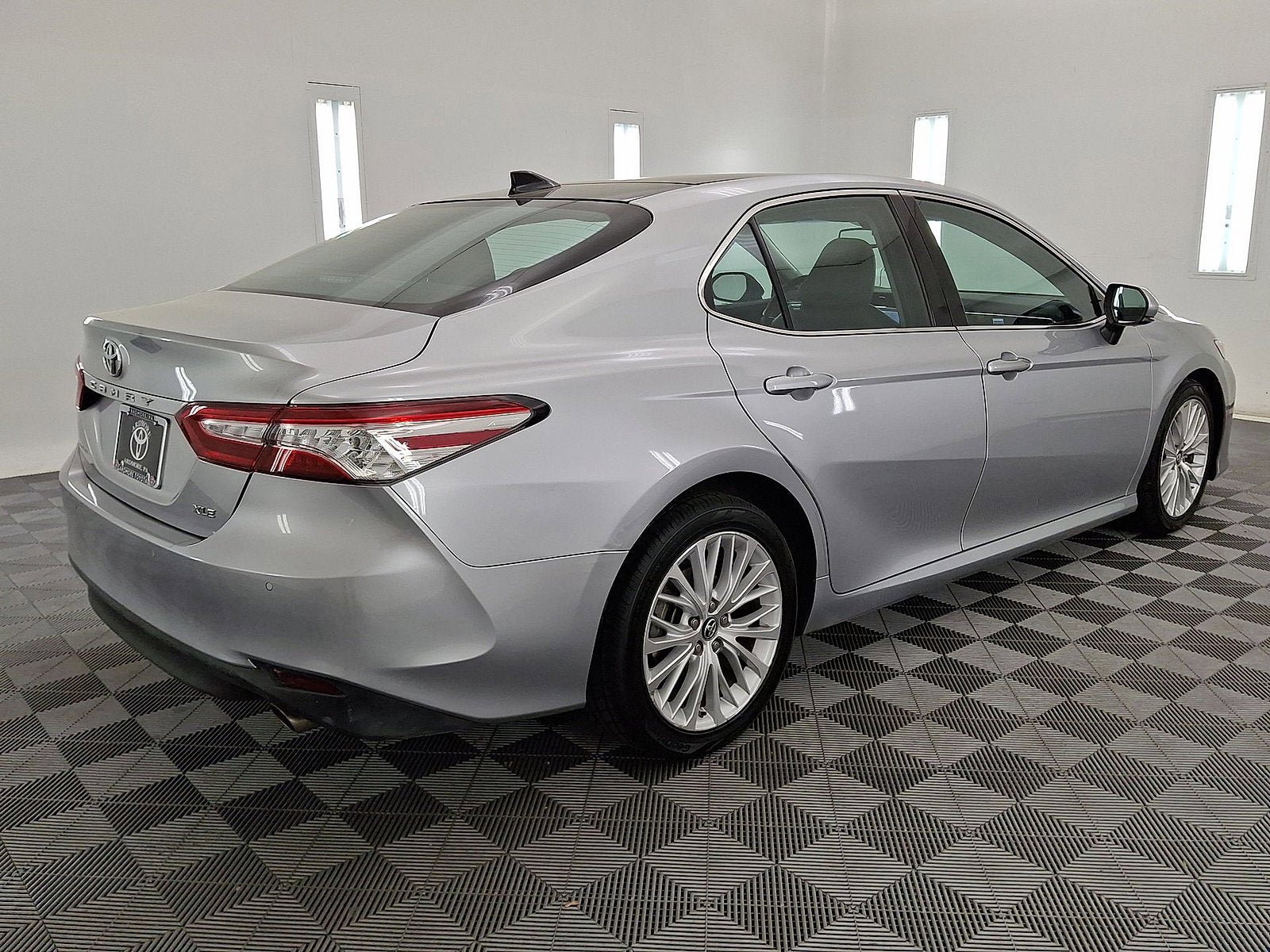 Certified 2018 Toyota Camry XLE w/ Driver Assist Package image 25
