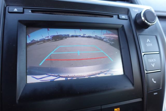 Certified 2017 Toyota Camry LE image 19