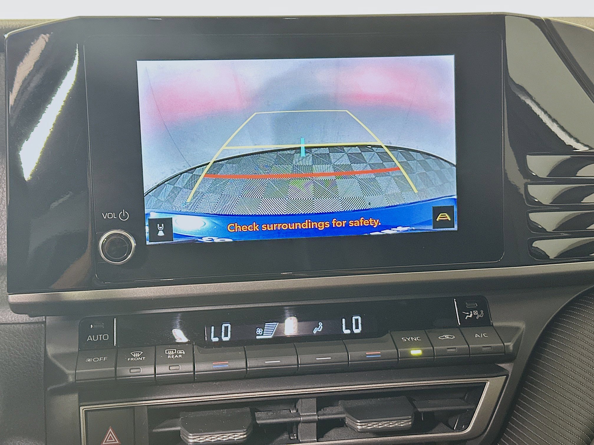 Used 2025 Toyota Camry SE w/ Convenience Package FWD image 25