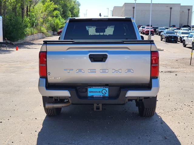 Used 2024 Toyota Tacoma SR5 AWD/4WD image 5