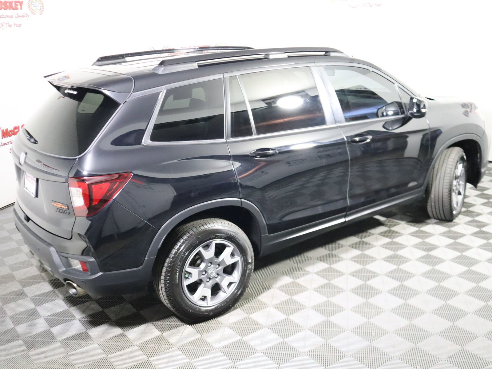 Used 2022 Honda Passport TrailSport image 4