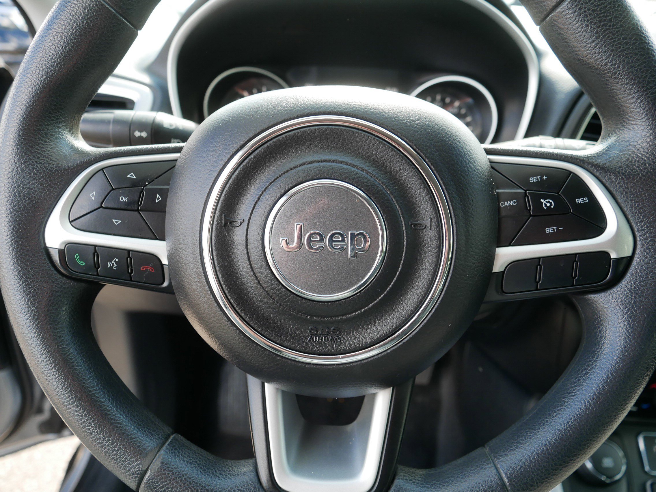 Used 2018 Jeep Compass Sport w/ Tech Group AWD/4WD image 25