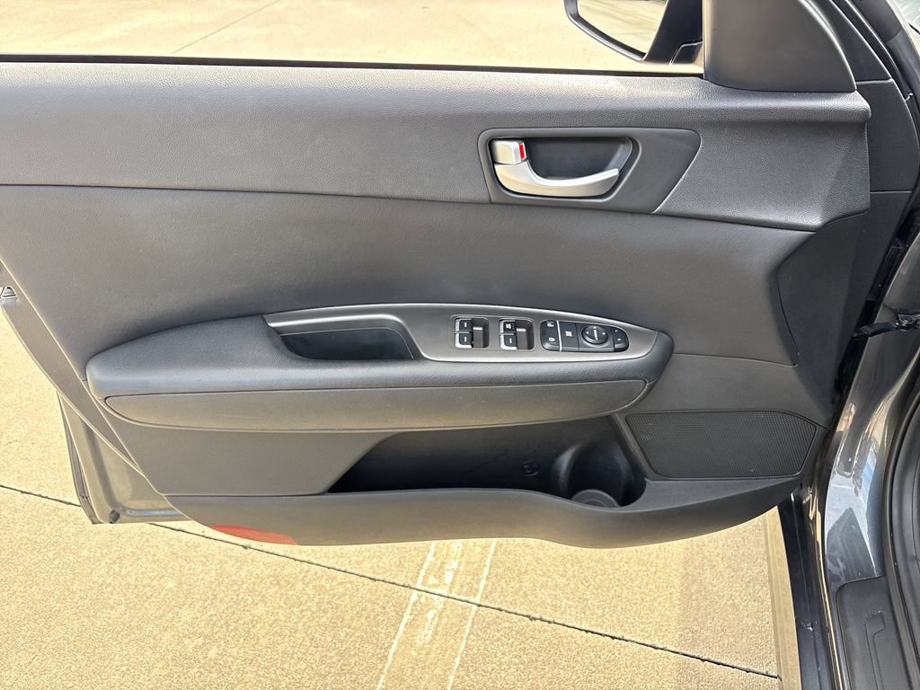 Used 2020 Kia Optima LX FWD image 15