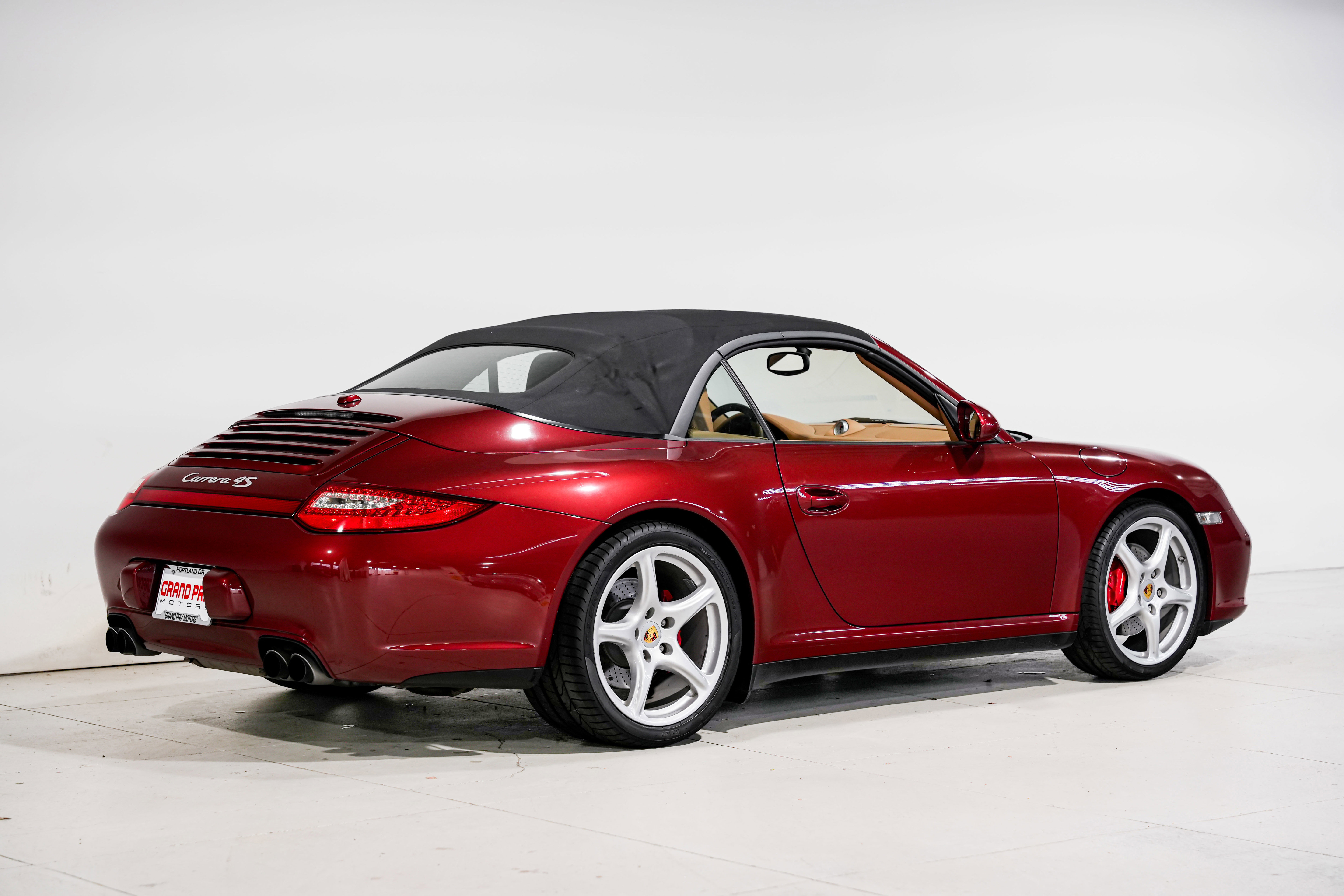 Used 2010 Porsche 911 Carrera 4S image 2