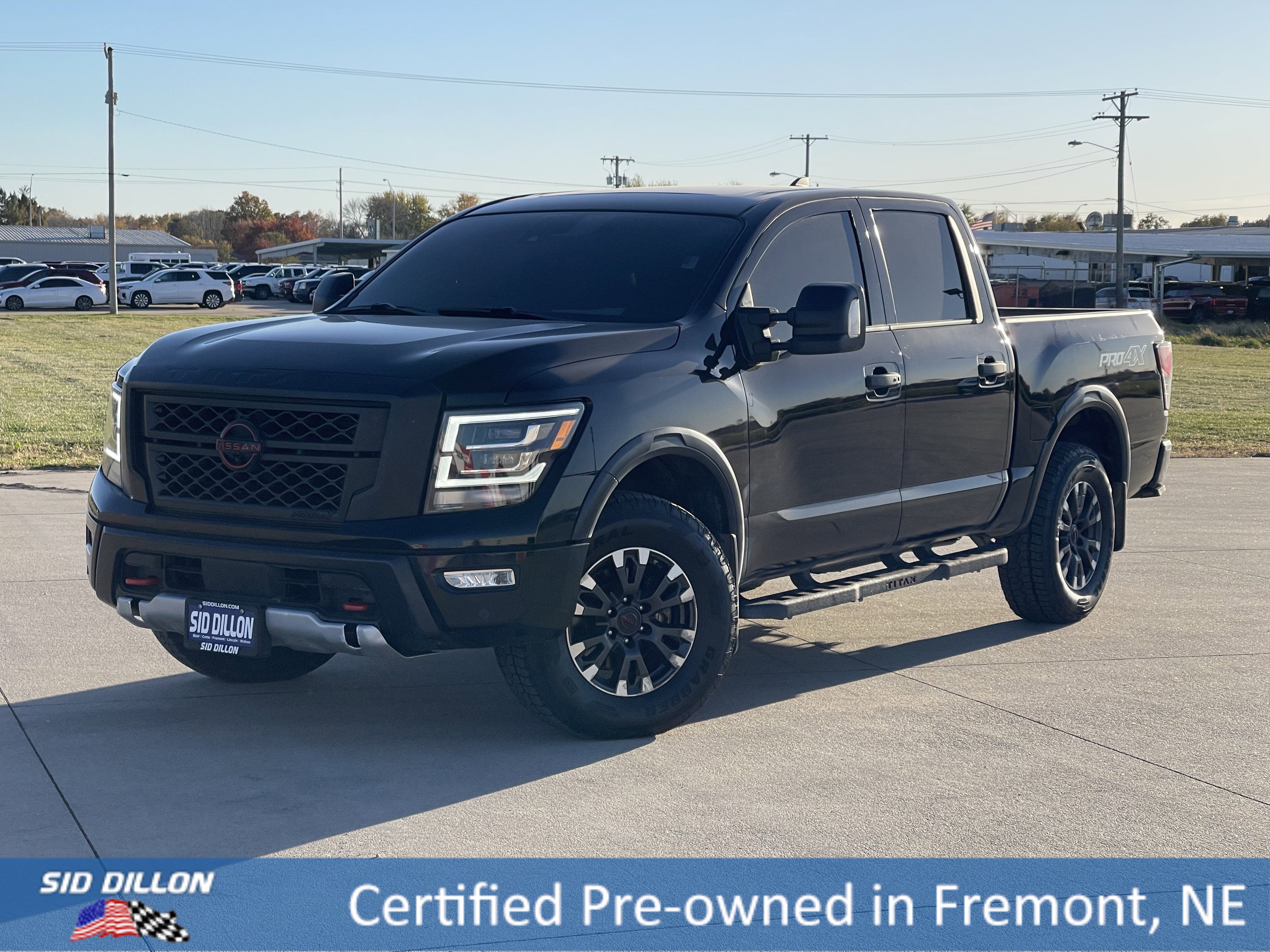 Used 2024 Nissan Titan PRO-4X w/ Pro-4x Convenience Package image 1