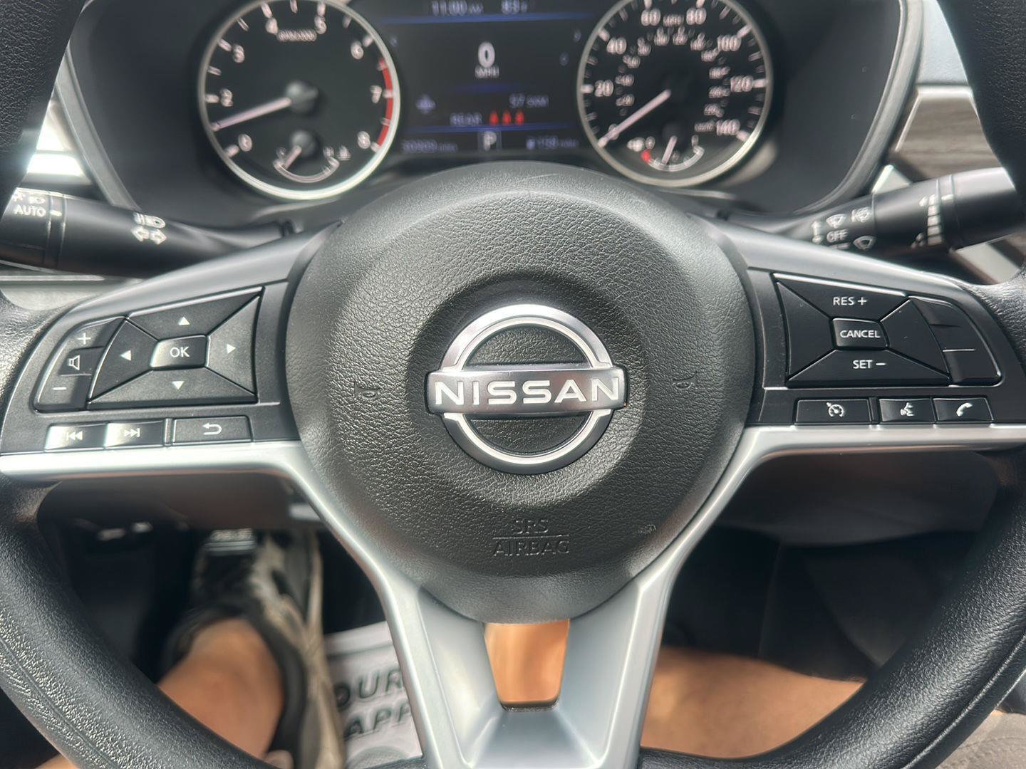 Used 2025 Nissan Altima 2.5 SV FWD image 21