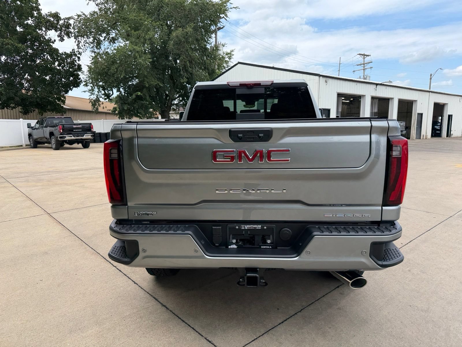 New 2026 GMC Sierra 3500 Denali w/ Denali Reserve Package AWD/4WD image 30