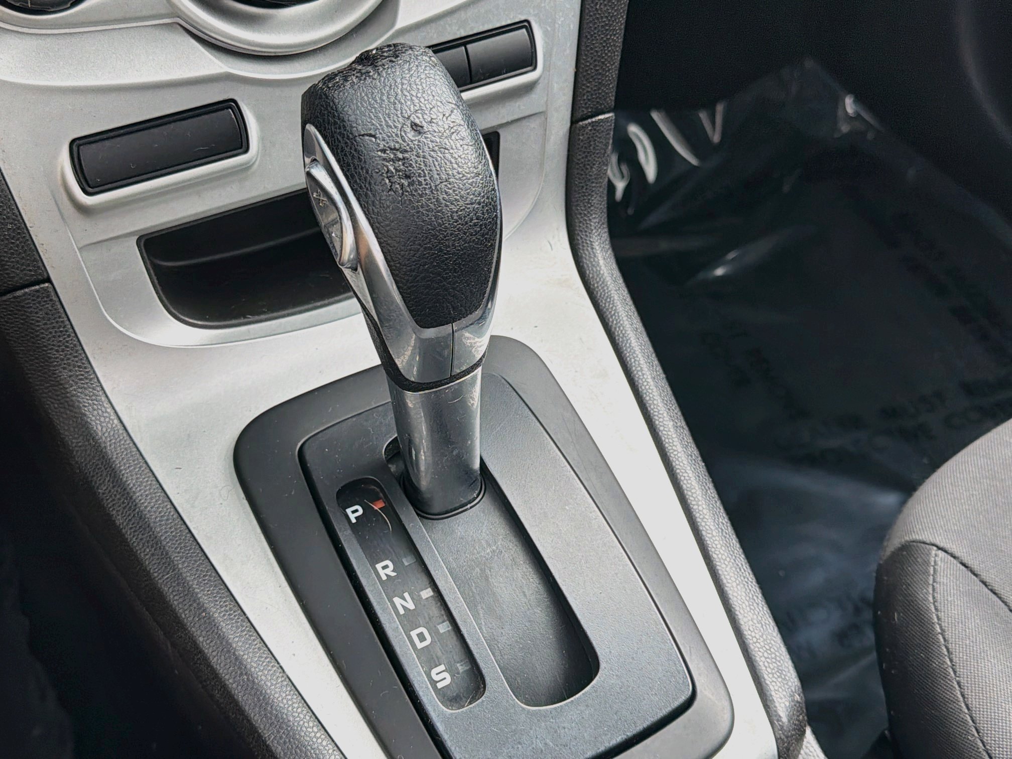 Used 2018 Ford Fiesta SE FWD image 26