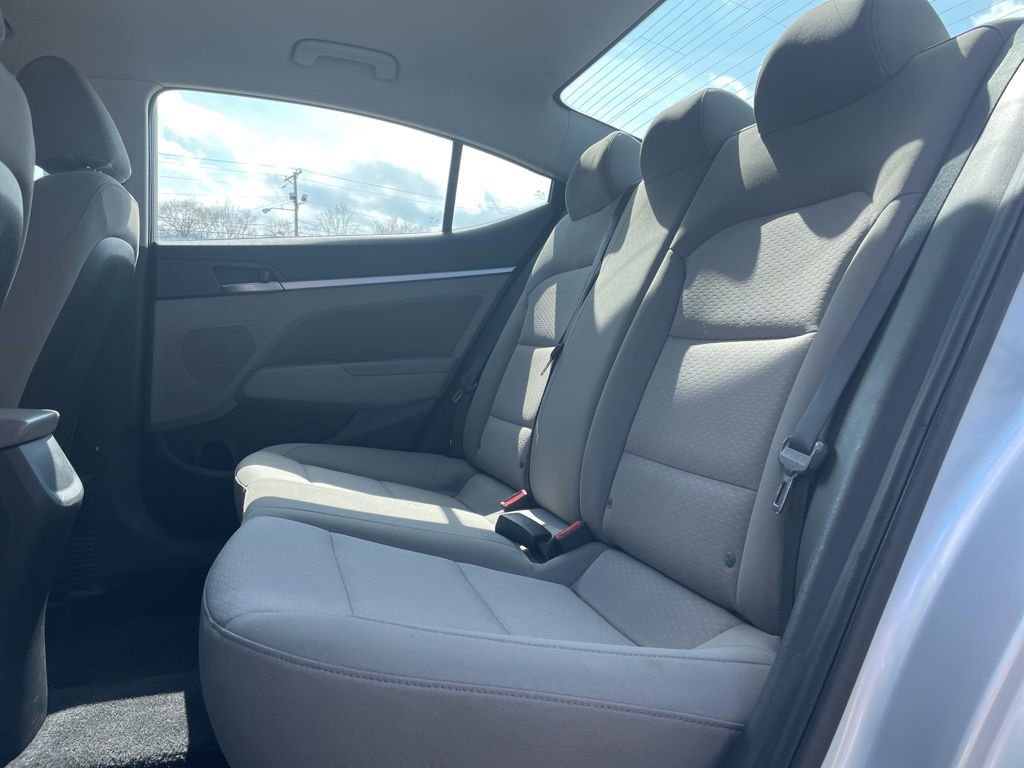 Used 2020 Hyundai Elantra SEL image 36