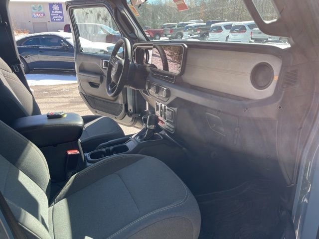 Used 2024 Jeep Wrangler Willys image 21