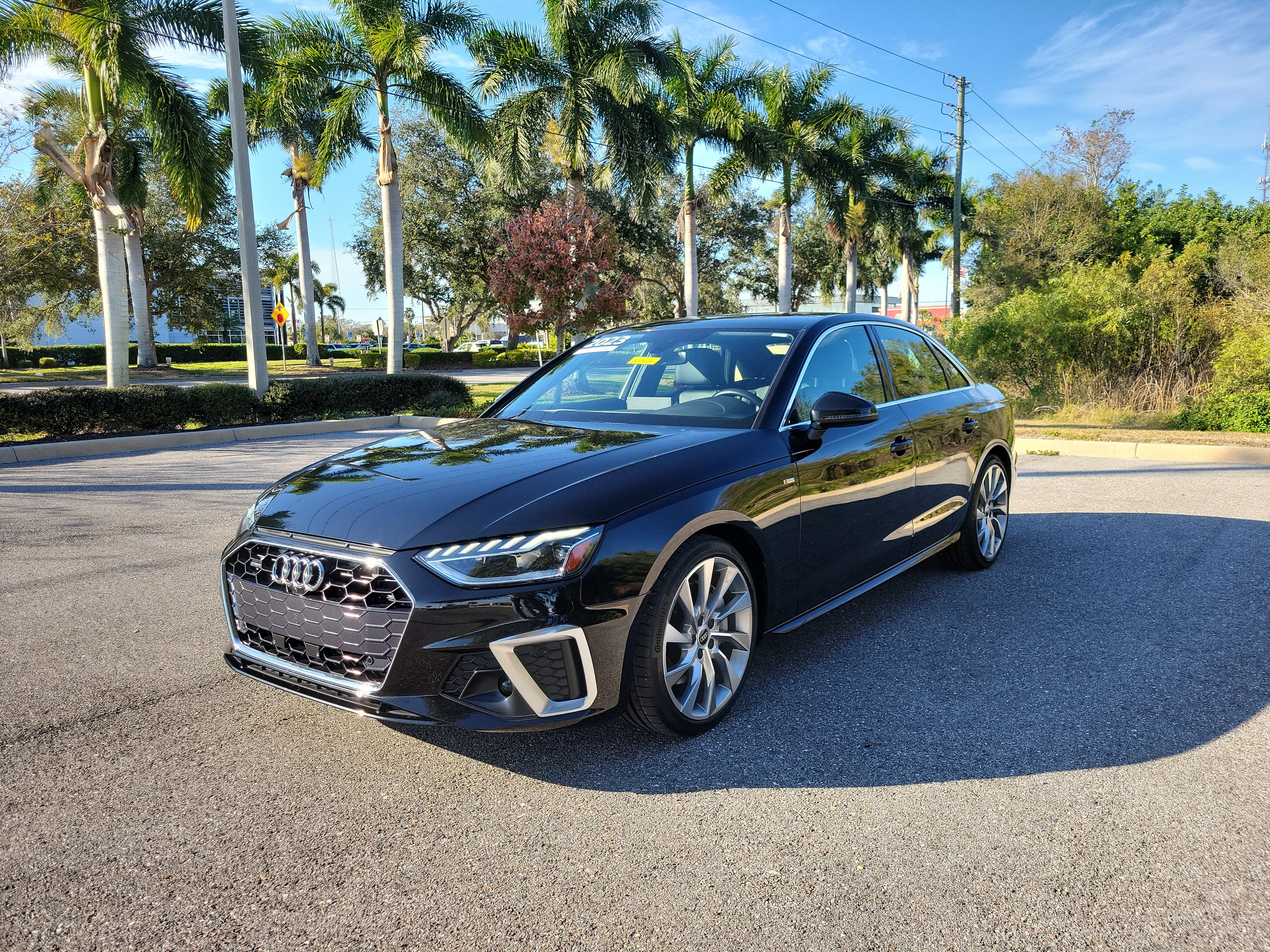 Used 2023 Audi A4 2.0T Premium Plus w/ Premium Plus Package image 5