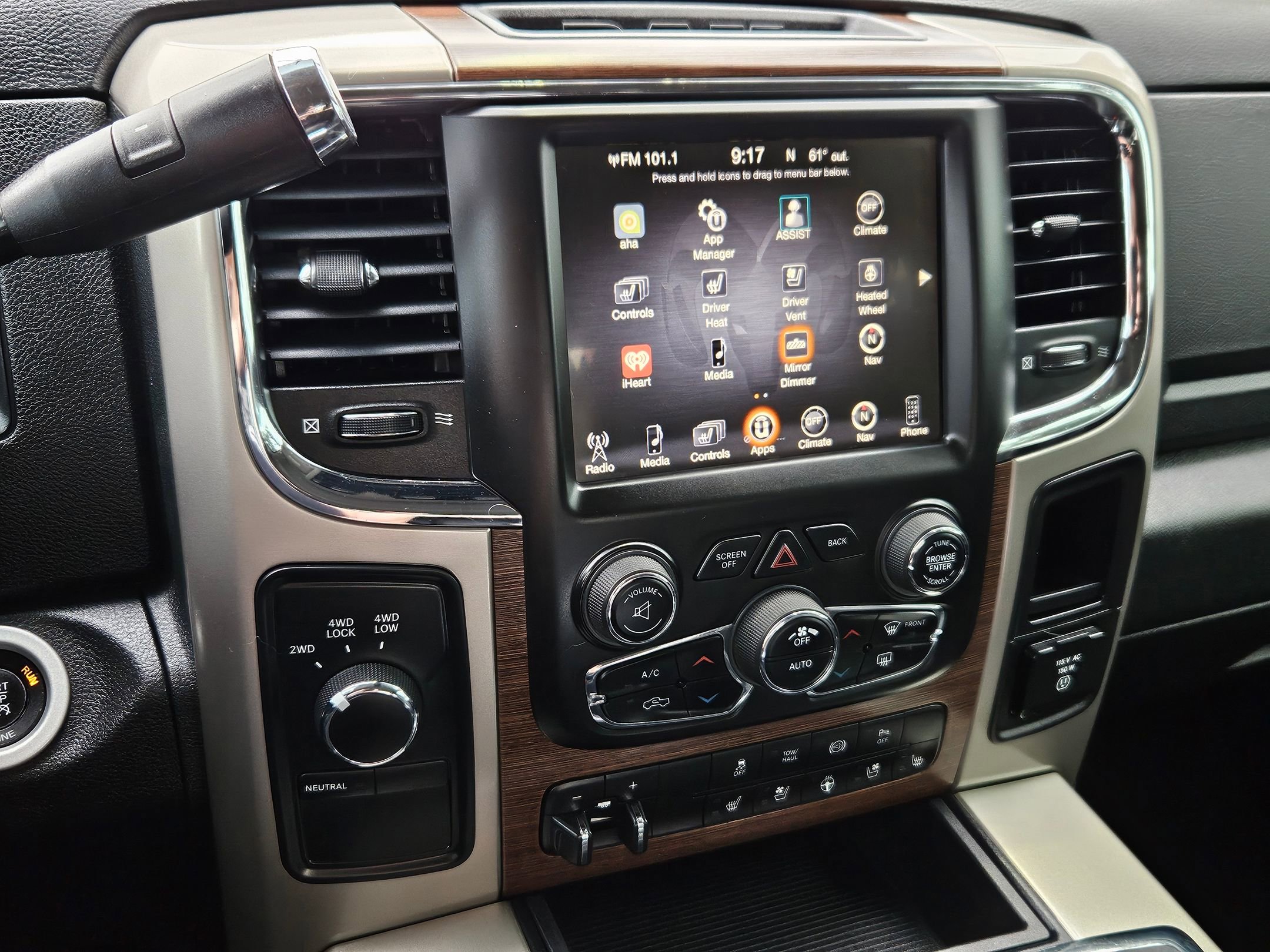 Used 2014 RAM 2500 Laramie w/ Convenience Group AWD/4WD image 21