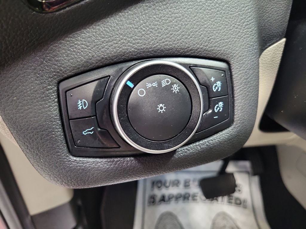 Used 2017 Ford Escape Titanium FWD image 34