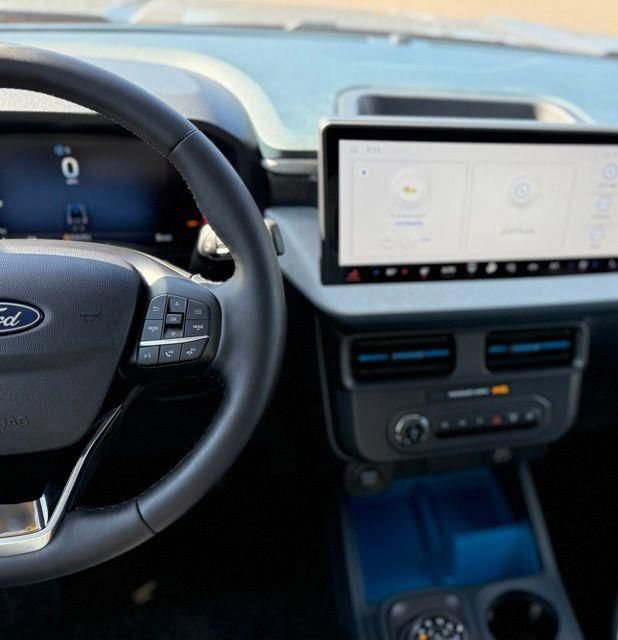 New 2026 Ford Maverick XLT image 19