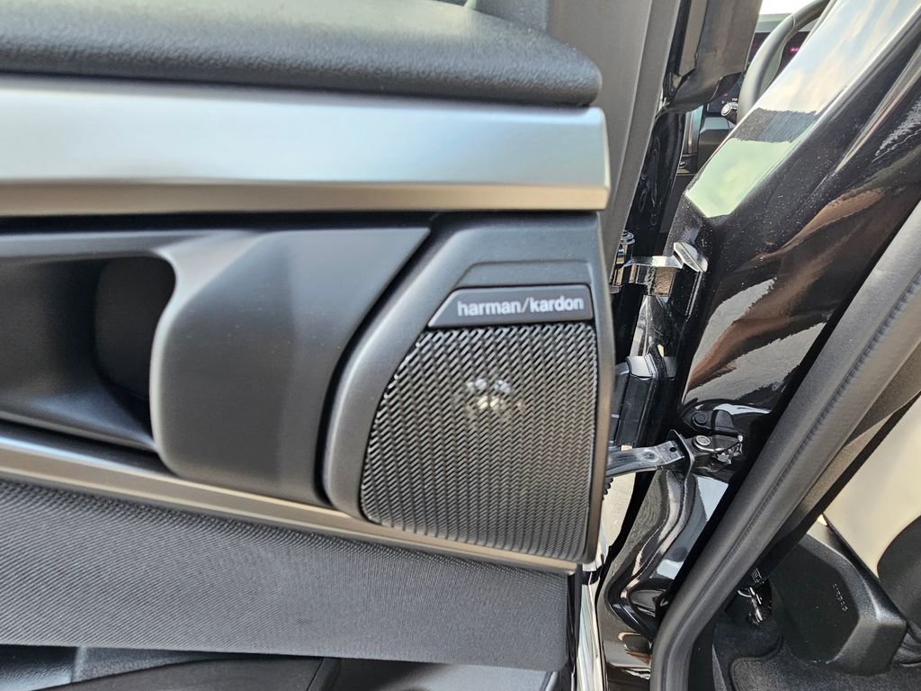 Used 2025 BMW X3 M50 image 18