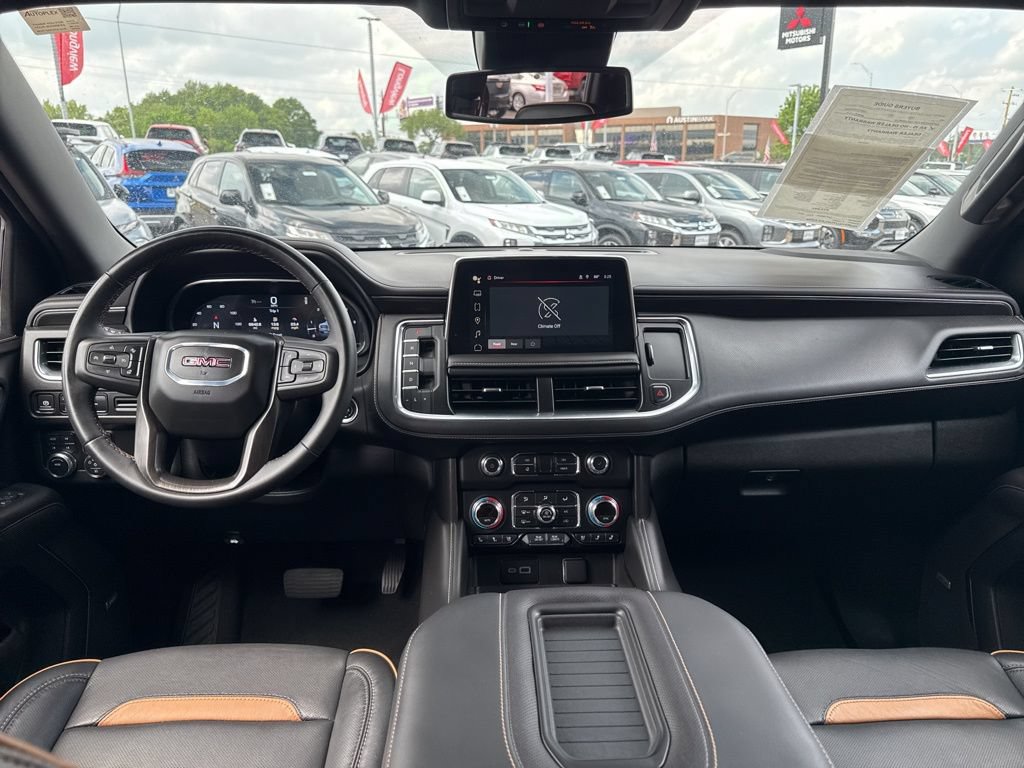 Used 2024 GMC Yukon AT4 AWD/4WD image 40