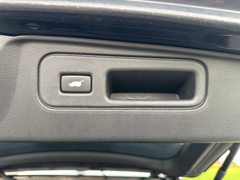 Used 2023 Honda Passport TrailSport image 12