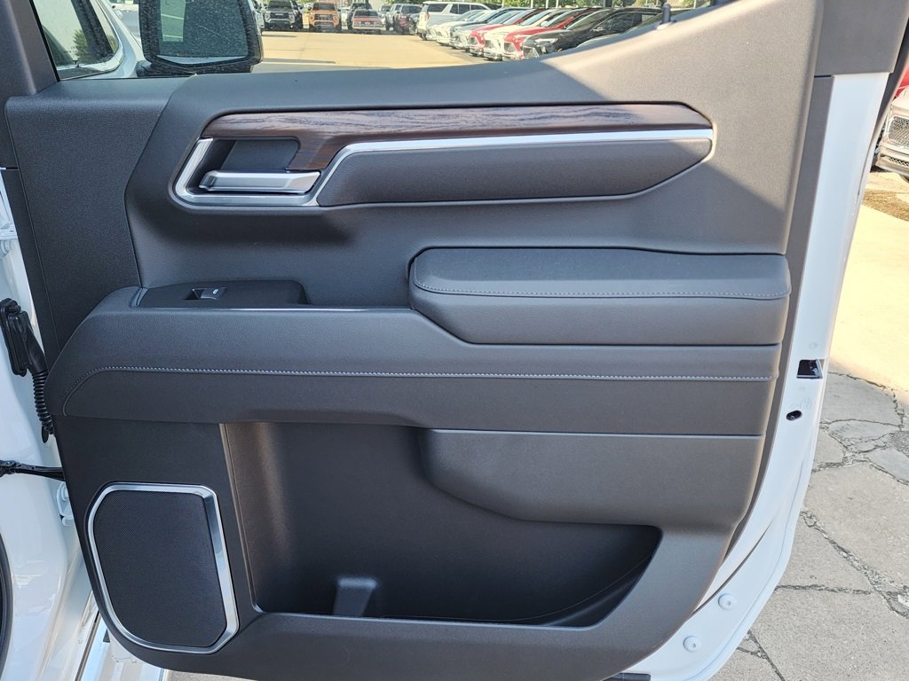 New 2026 GMC Sierra 1500 SLT w/ SLT Premium Plus Package image 39