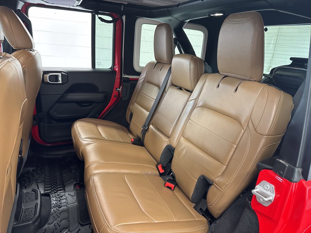 Used 2021 Jeep Wrangler Unlimited Sahara w/ LED Lighting Group AWD/4WD image 41