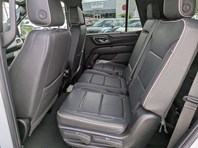 Used 2024 GMC Yukon SLT RWD image 11