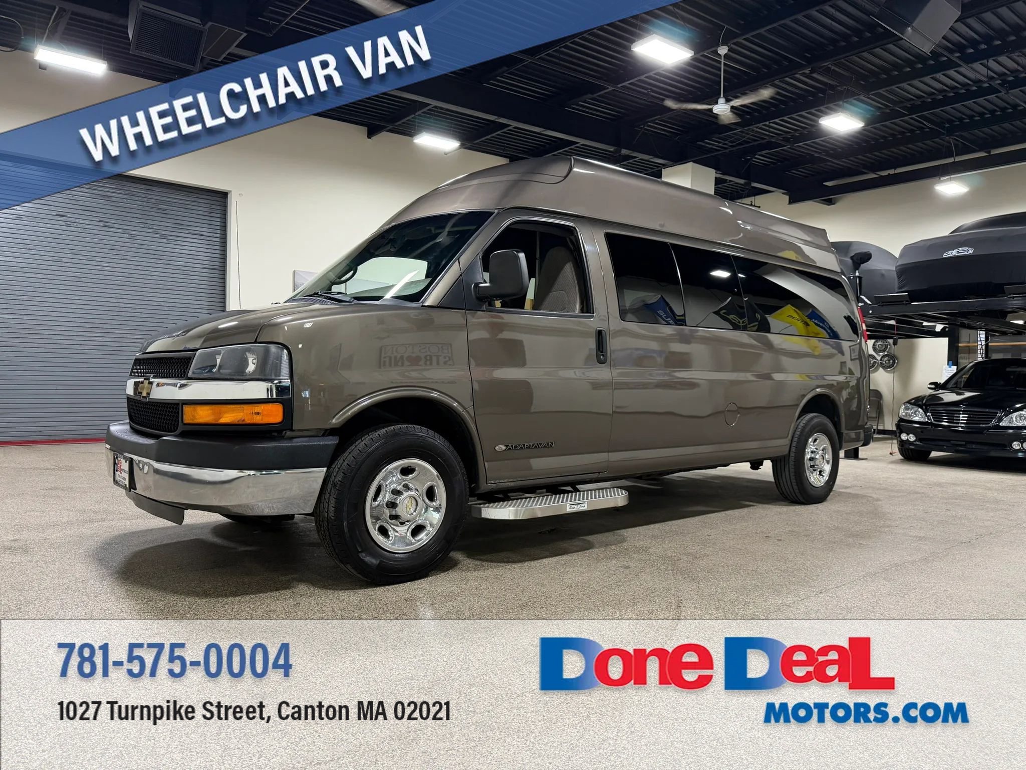 Used 2014 Chevrolet Express 3500 LT w/ LT Preferred Equipment Group RWD image 1