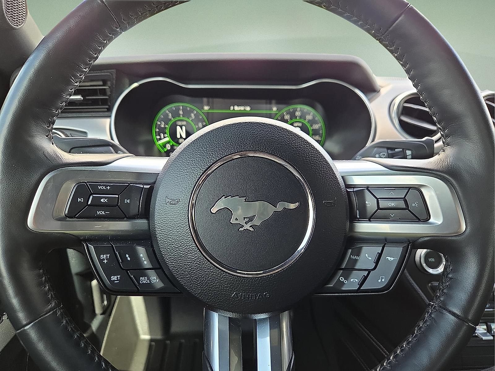 Used 2022 Ford Mustang GT Premium w/ Equipment Group 401A RWD image 24