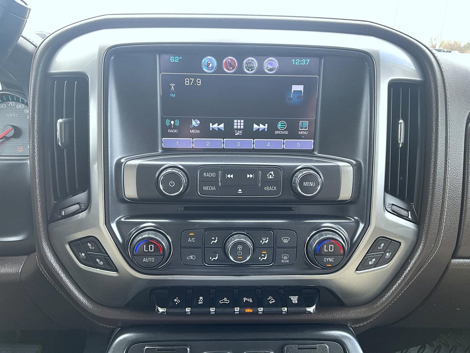 Used 2016 Chevrolet Silverado 2500 LTZ w/ Duramax Plus Package image 14