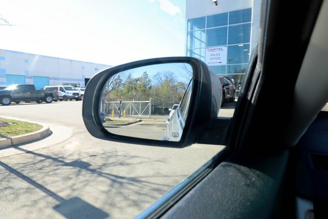 Used 2018 Jeep Cherokee Limited AWD/4WD image 55