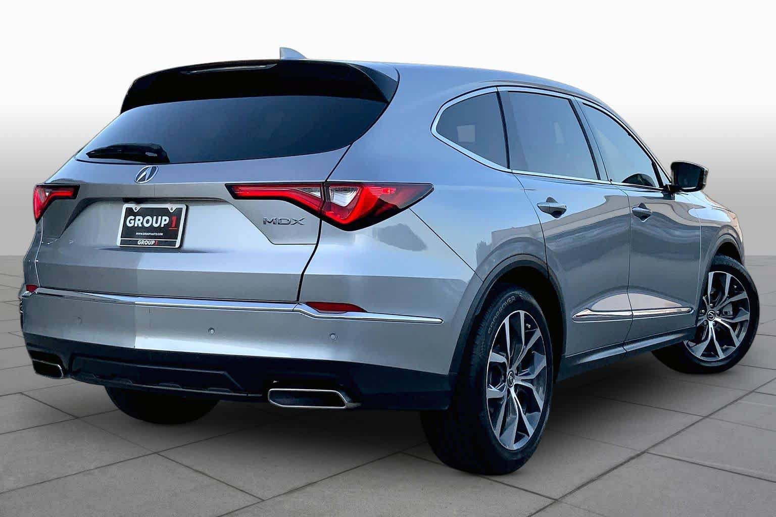 Used 2024 Acura MDX w/ Technology Package FWD image 13