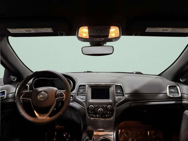 Used 2018 Jeep Grand Cherokee Limited image 11