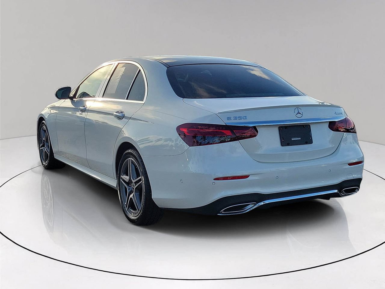 Certified 2023 Mercedes-Benz E 350 4MATIC Sedan image 4