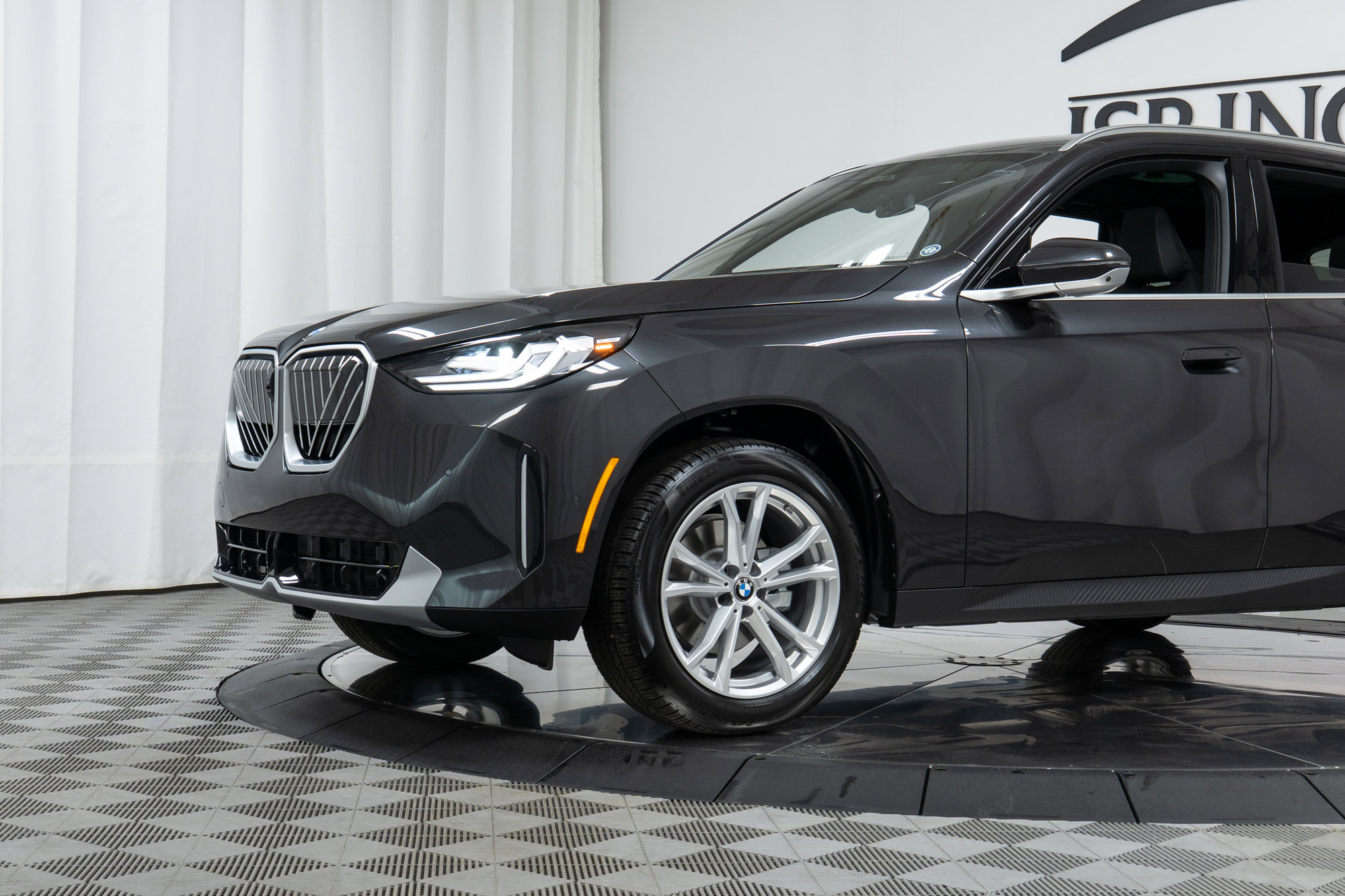 Used 2025 BMW X3 xDrive30i w/ Premium Package image 25