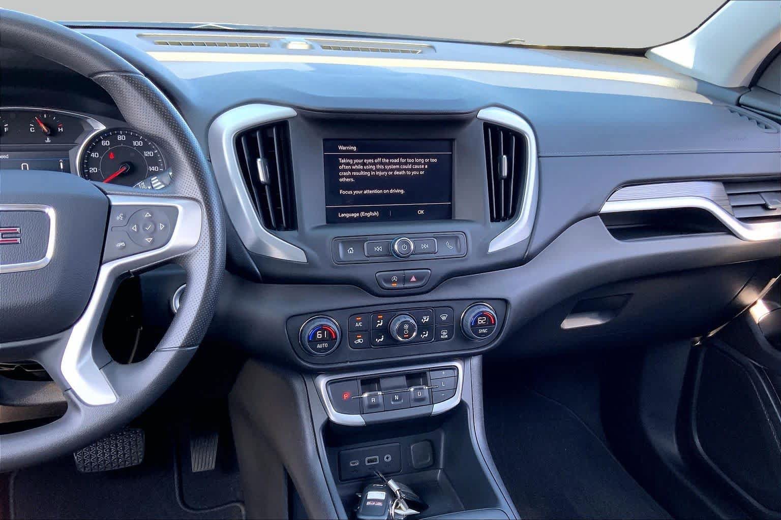 Used 2023 GMC Terrain SLE w/ Driver Convenience Package AWD/4WD image 7