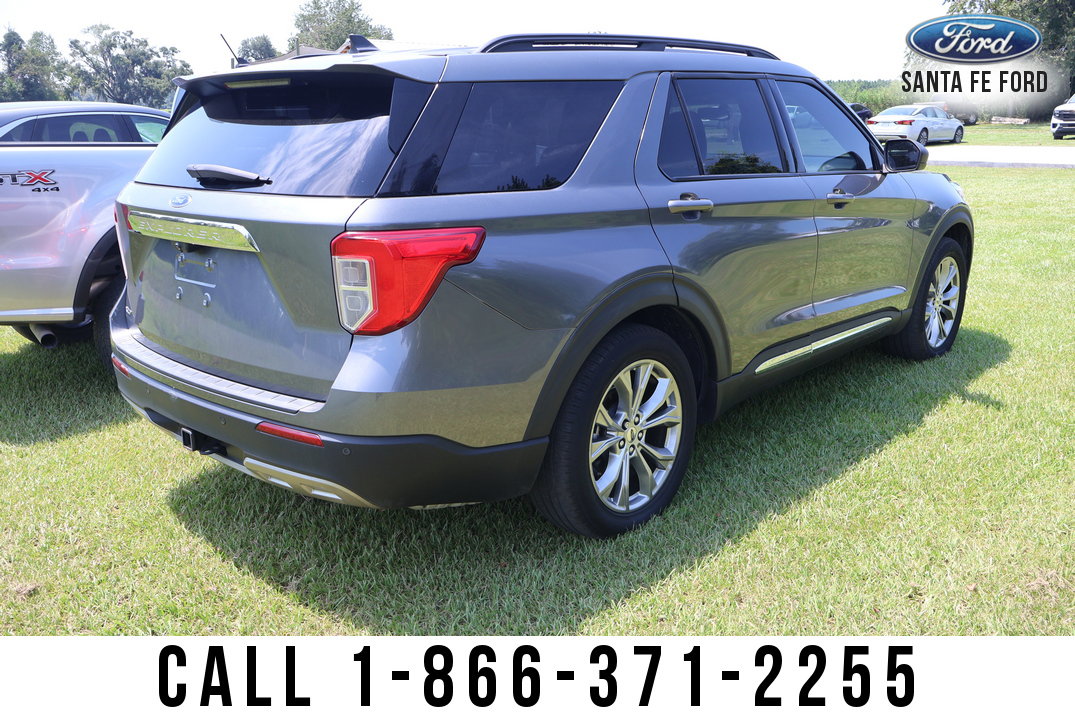 Used 2022 Ford Explorer XLT w/ Equipment Group 202A image 3