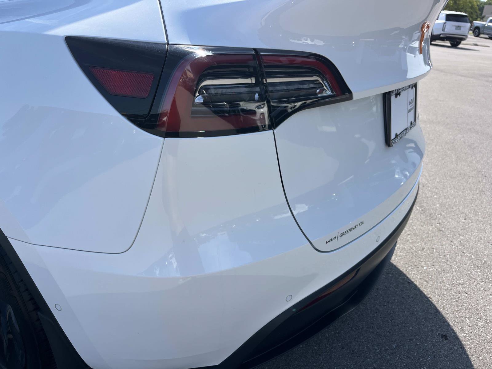 Used 2022 Tesla Model Y Long Range AWD/4WD image 10