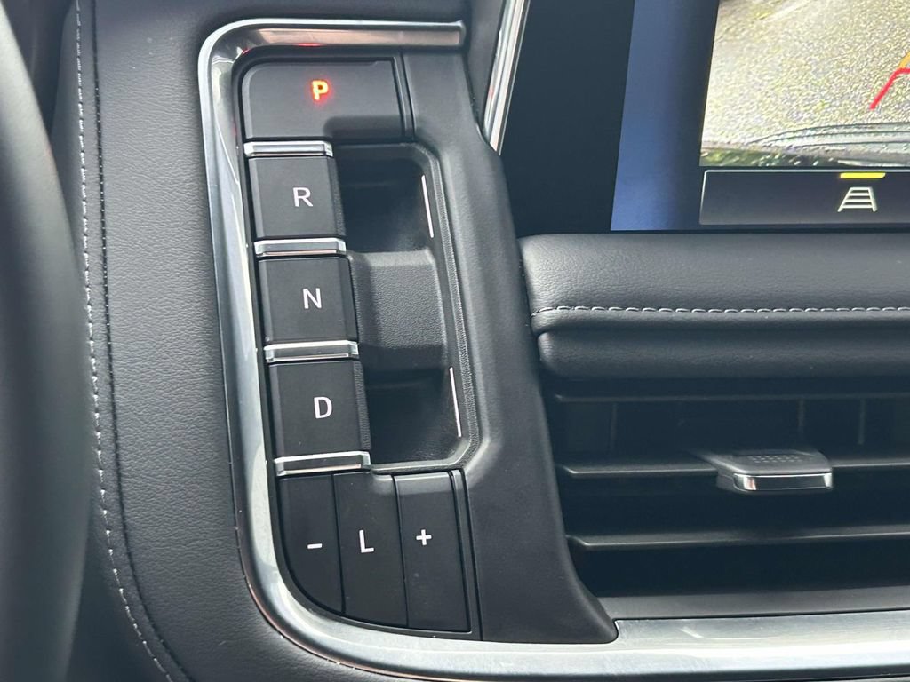 Used 2024 Chevrolet Tahoe LT RWD image 28