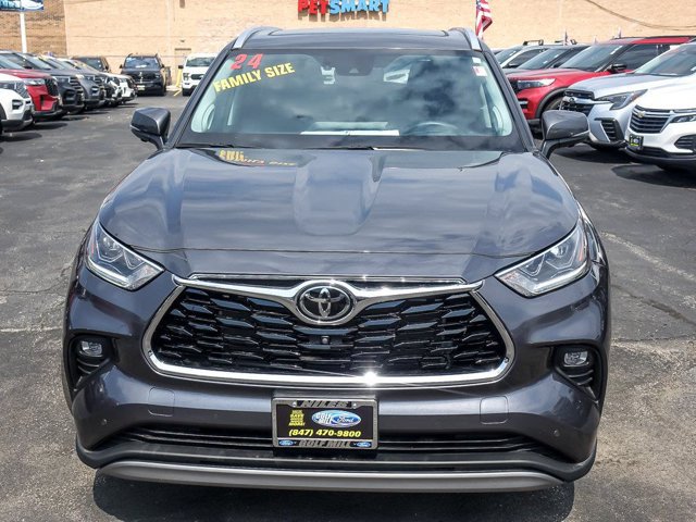Used 2024 Toyota Highlander Platinum AWD/4WD image 5