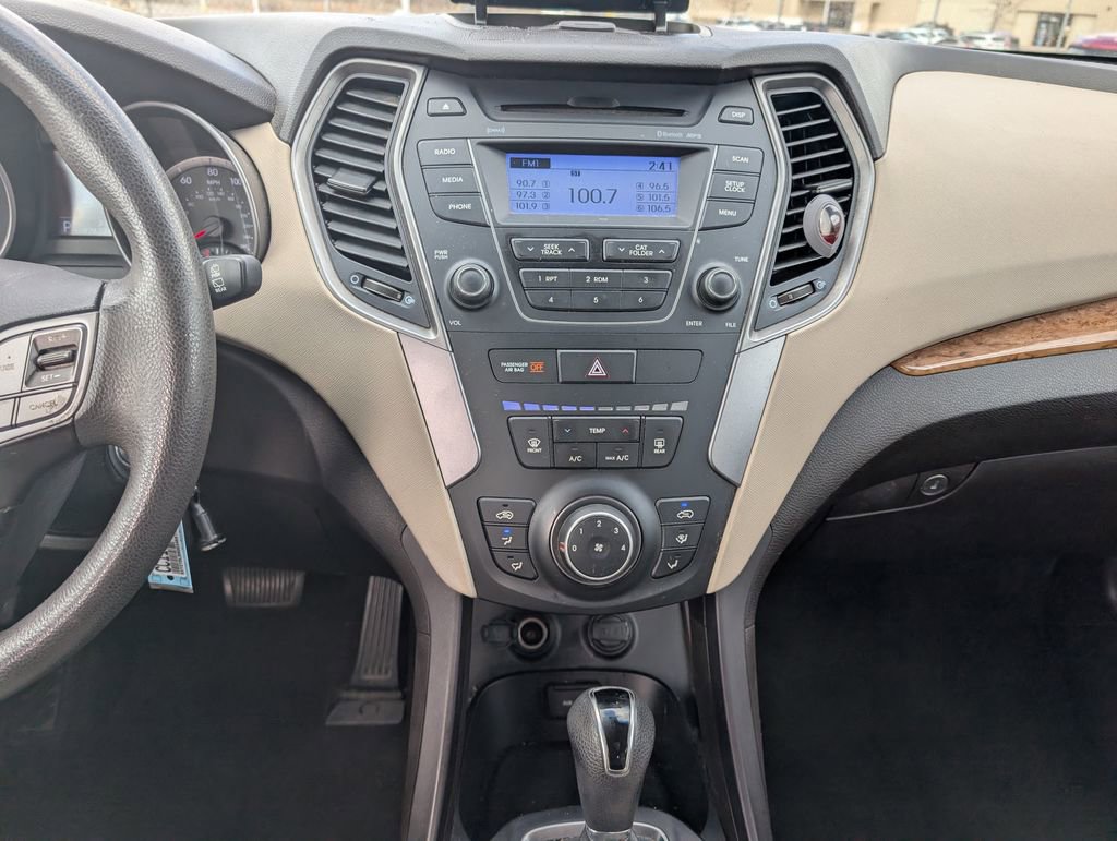 Used 2016 Hyundai Santa Fe Sport image 19