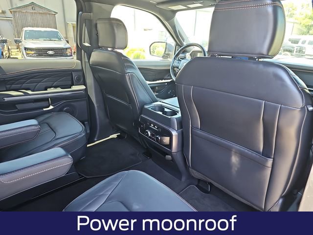 Used 2024 Ford Expedition Platinum RWD image 13