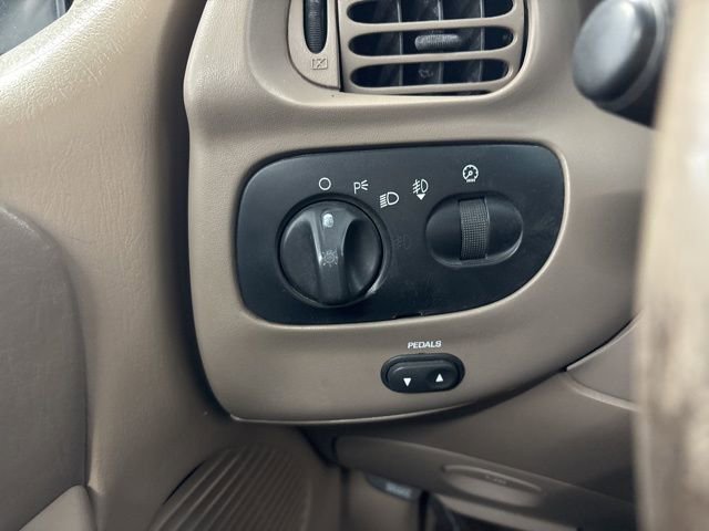 Used 2001 Ford F150 XLT AWD/4WD image 31