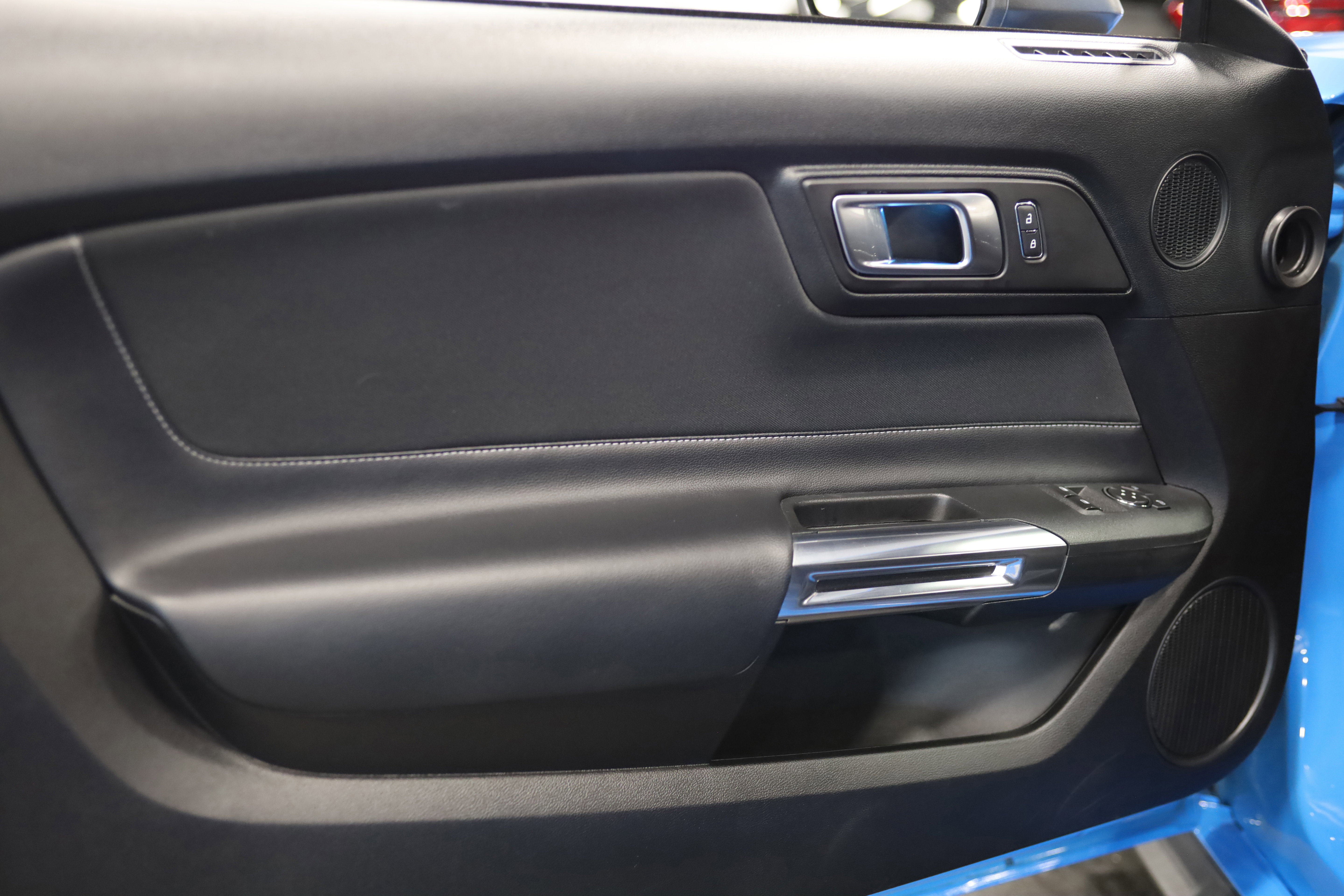 Used 2022 Ford Mustang Mach 1 RWD image 14