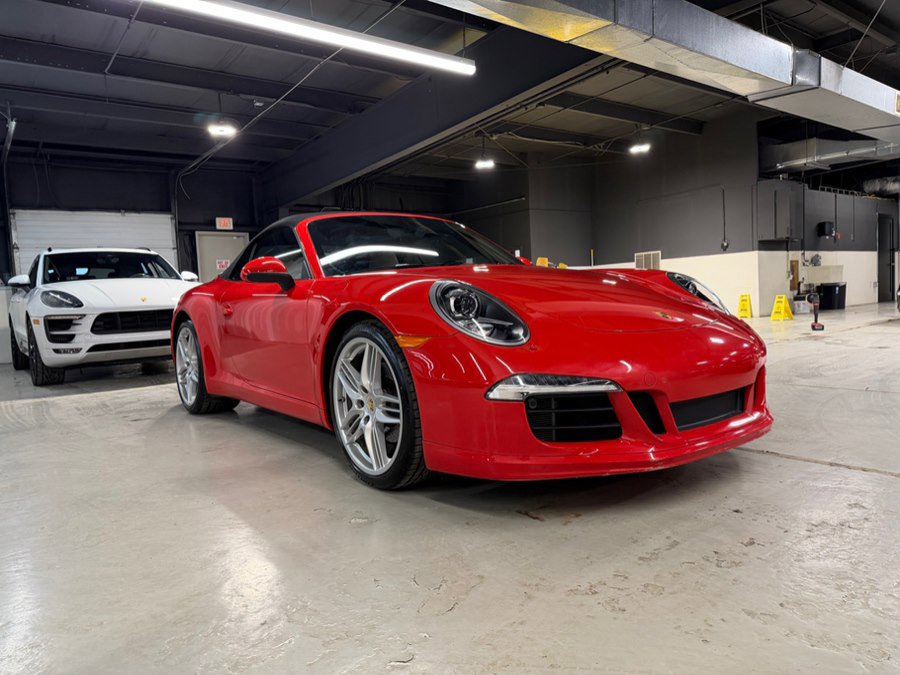Used 2015 Porsche 911 Carrera image 2