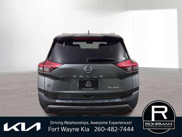 Used 2023 Nissan Rogue SL w/ SL Premium Package image 9