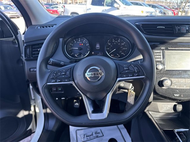 Used 2021 Nissan Rogue Sport S image 15