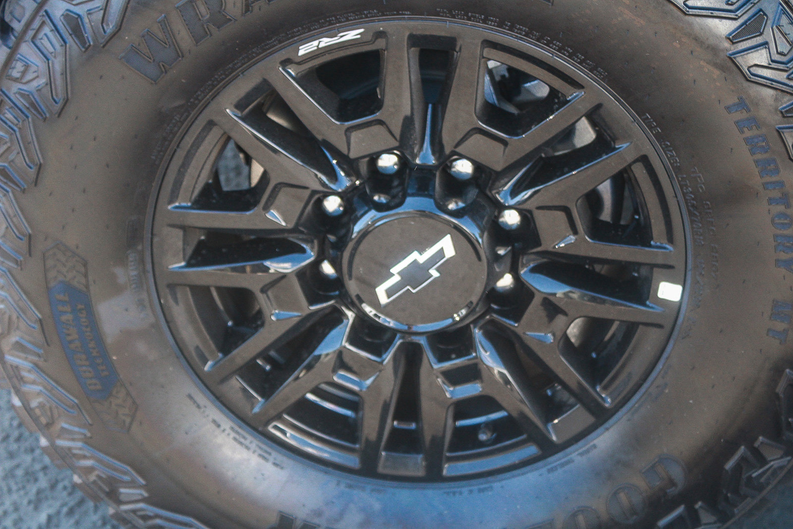 New 2026 Chevrolet Silverado 2500 ZR2 w/ LPO, Dark Essentials Package AWD/4WD image 10