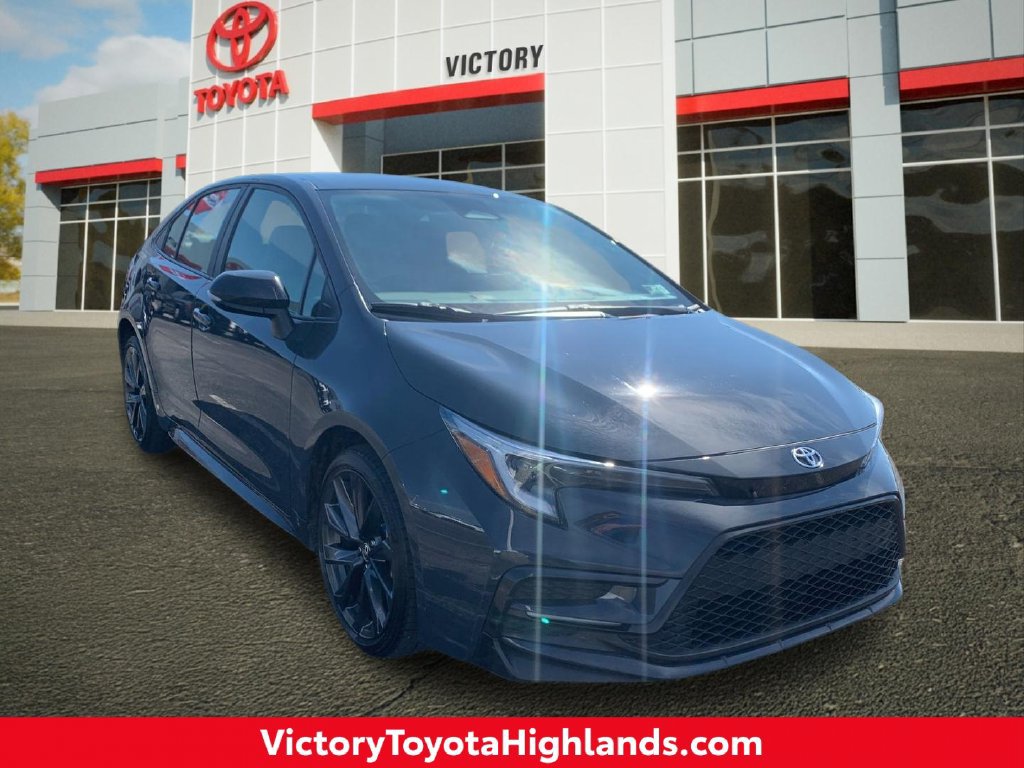 Used 2024 Toyota Corolla SE w/ SE Convenience Package